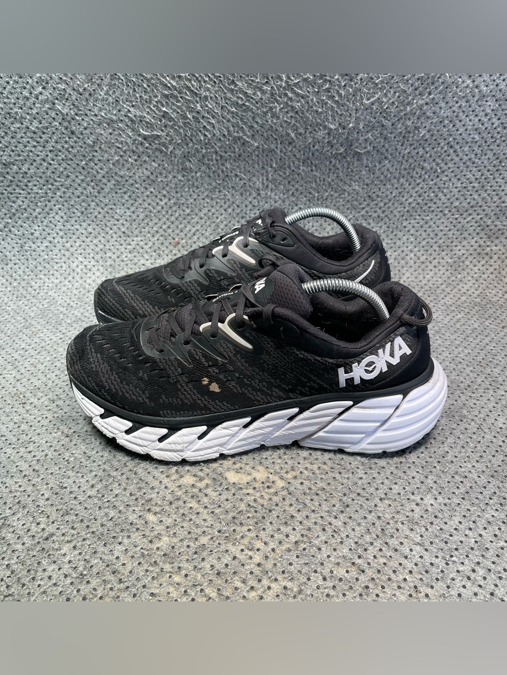 Hoka One One Gaviota 4 Black Running Shoes Size 9.5 Men’s